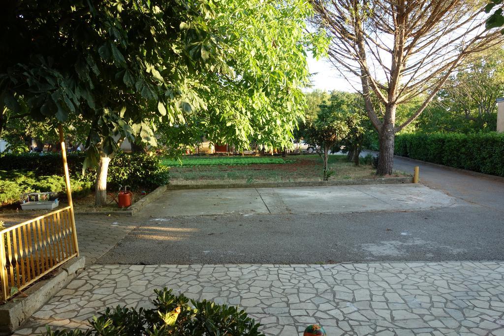 Apartment Blaskovic Pula Exterior foto