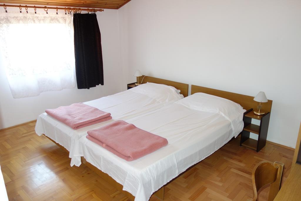 Apartment Blaskovic Pula Exterior foto